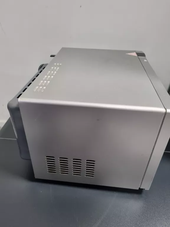 KUCHENKA MIKROFALOWA SEVERIN MW 7803 800W - OPIS