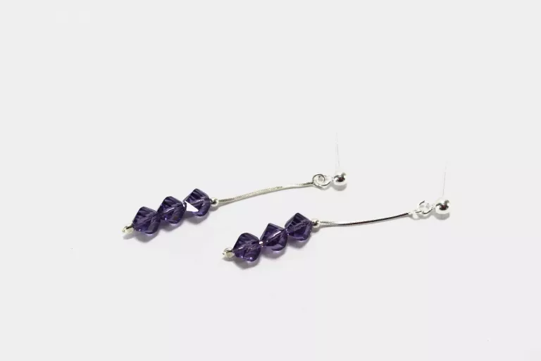 wiszace-srebrne-kolczyki-z-fioletowymi-kuleczkami-26g-p925-stan-11323-2