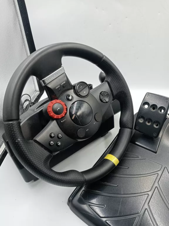 KIEROWNICA LOGITECH DRIVING FORCE GT E-X5C 19