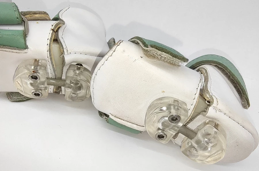 buty-korygujace-deformacje-stop-u-dzieci-bebax-prim-model-bebax