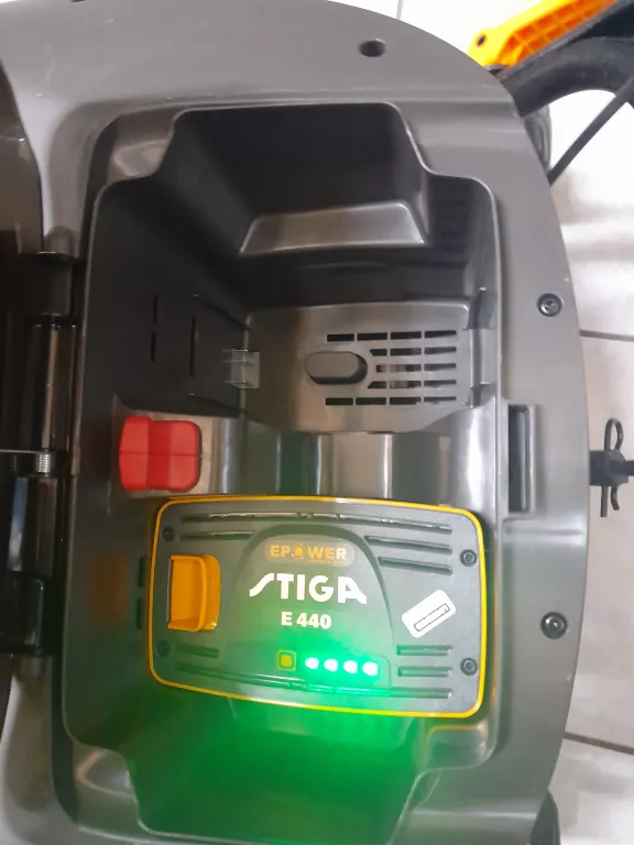 ODŚNIEZARKA STIGA ST700