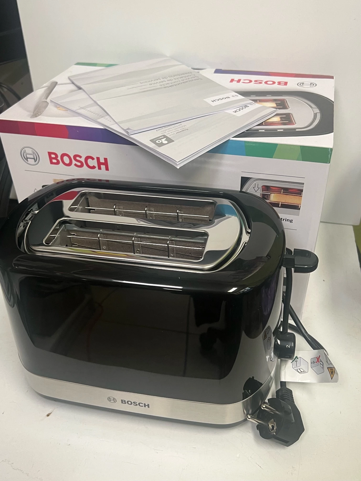 toster-bosch-tat7403-komplet-ideal-kolor-dominujacy-czarny