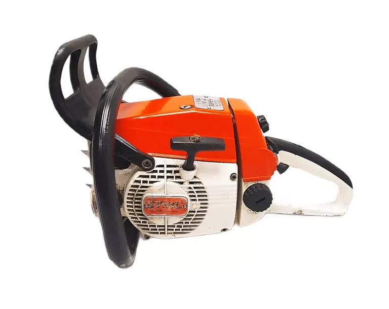 PIŁA LAŃCUCHOWA STIHL 024 + PROWADNICA, OSŁONA - USZKODZONA