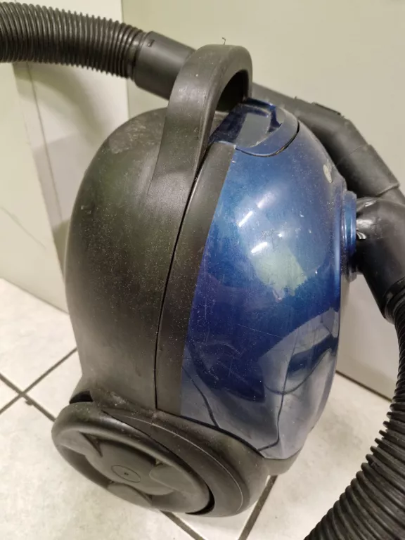 odkurzacz-lg-turbo-z-1400w-rodzaj-odkurzacza-workowy