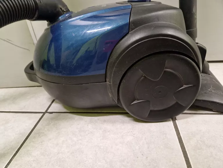 odkurzacz-lg-turbo-z-1400w-kod-producenta-v-cp653nd