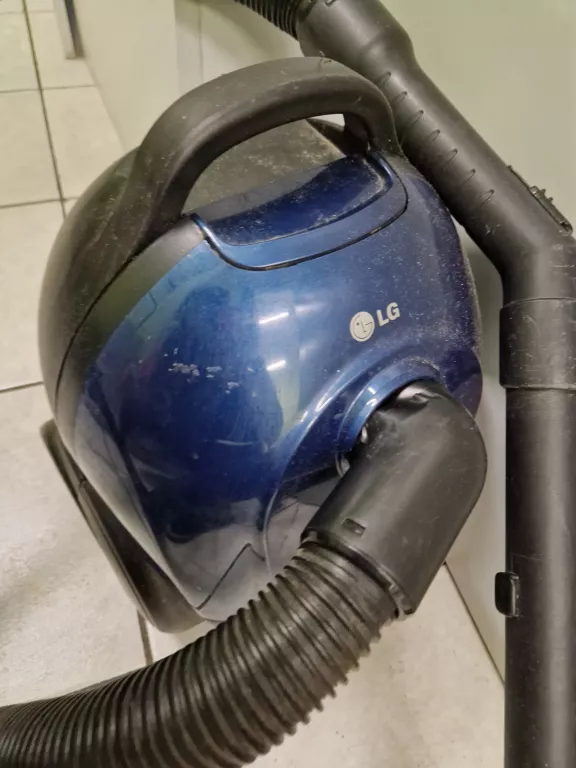 odkurzacz-lg-turbo-z-1400w-moc-1400