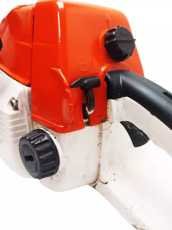 PIŁA LAŃCUCHOWA STIHL 024 + PROWADNICA, OSŁONA - USZKODZONA