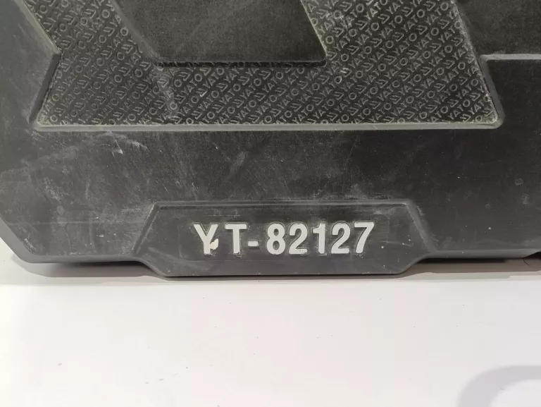MŁOT YATO YT 82127 WALIZKA