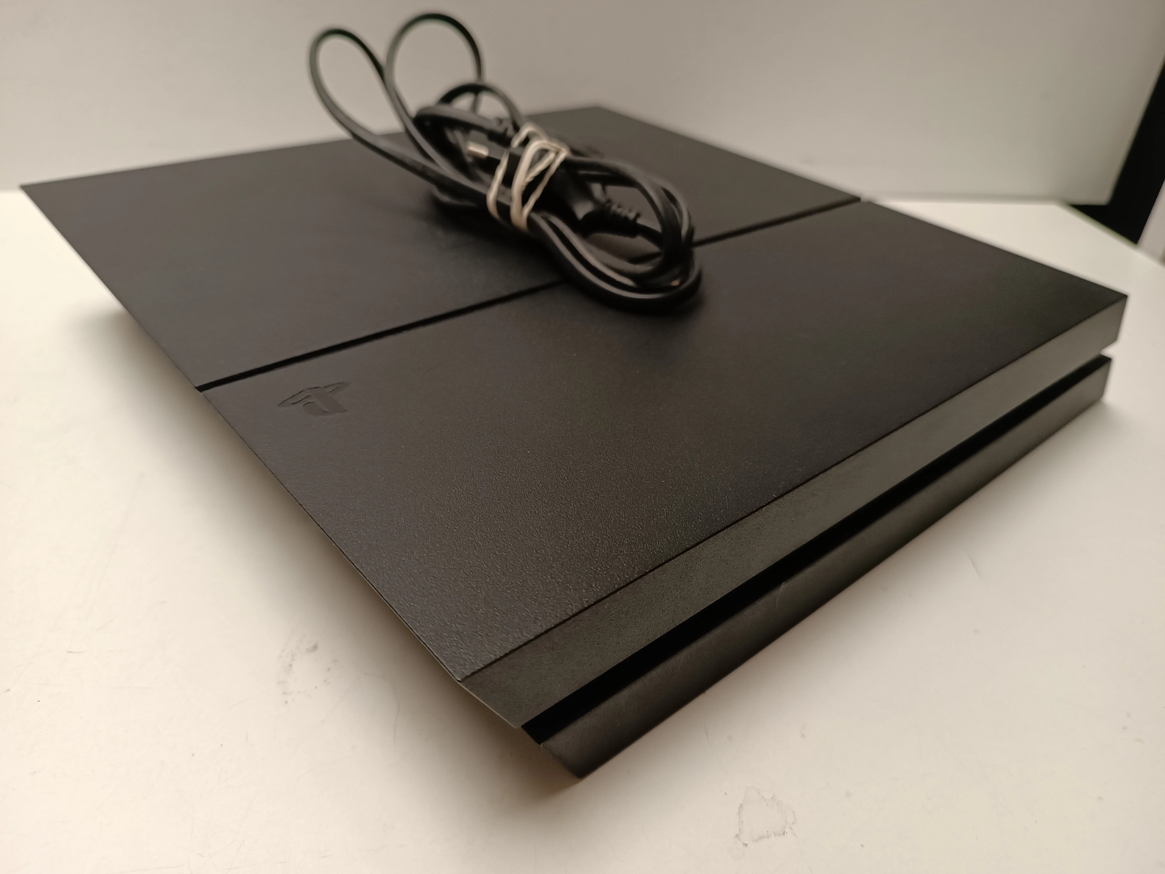konsola-playstation-4-gry-w-zestawie-nie
