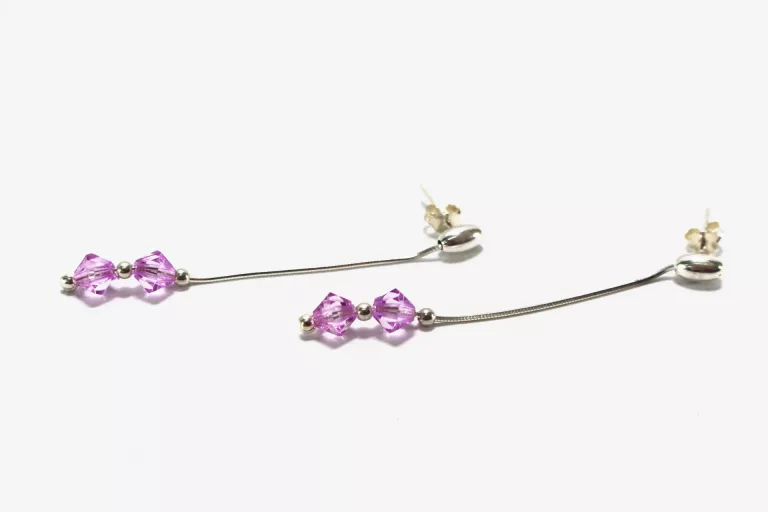 srebrne-wiszace-kolczyki-z-fioletowymi-kamyczkami-19g-p925-ean-gtin-5905868207019