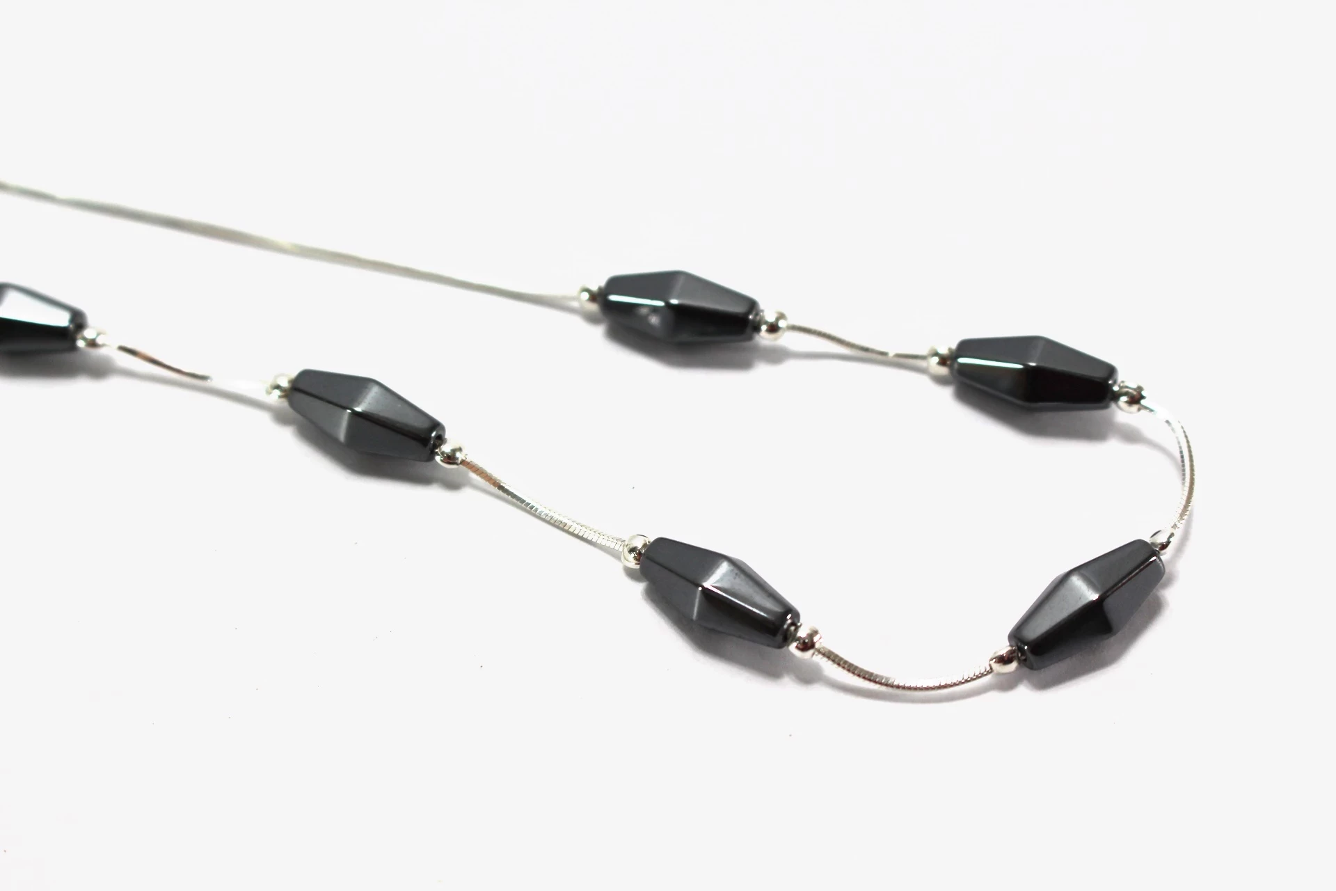 wspanialy-srebrny-naszyjnik-z-ciemnymi-kamieniami-95g-p925-43cm-material-15835-4