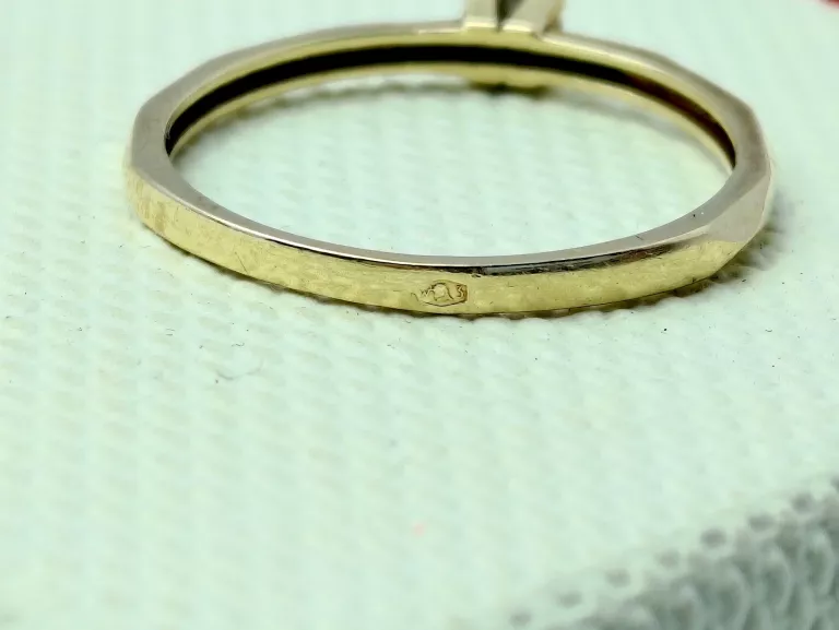 zjawiskowy-zloty-pierscionek-z-brylantem-142g-r195-pr585-kamien-17088-524288