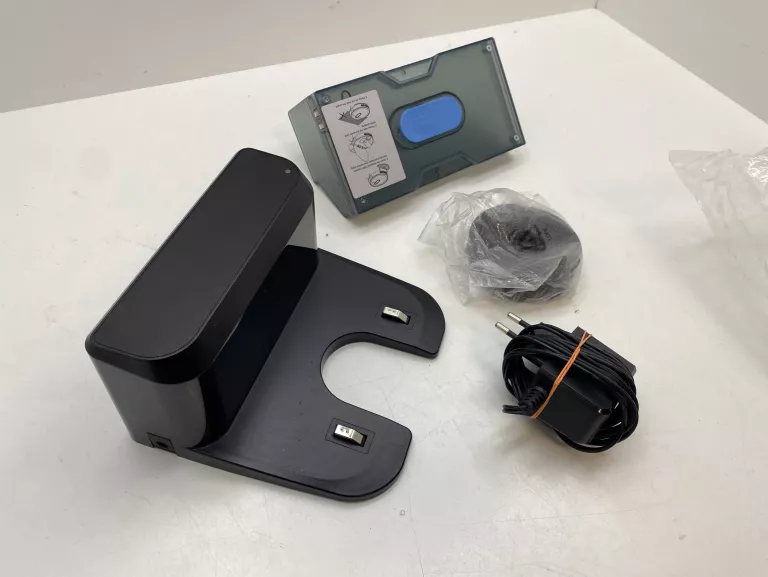 ROBOT SPRZĄTAJĄCY LENOVO E2 PRO CZARNY