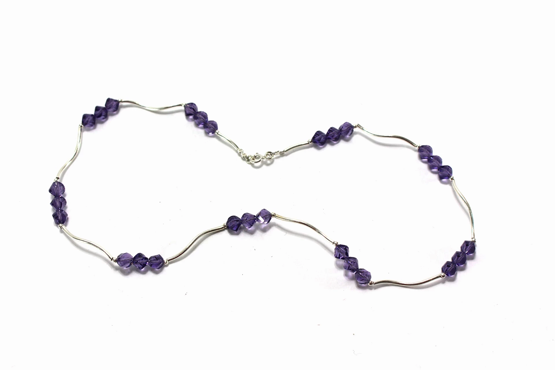 wspanialy-srebrny-naszyjnik-z-fioletowymi-oczkami-105g-p925-42cm-ean-gtin-8414037000315