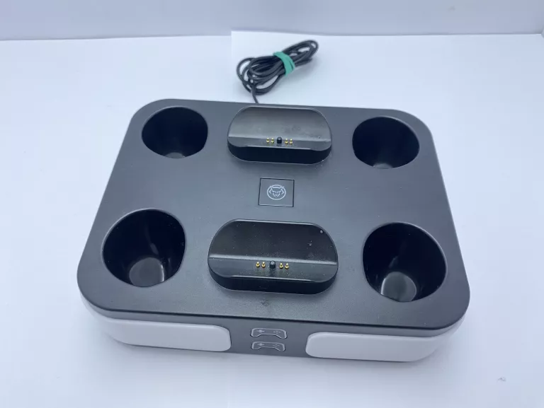 stacja-dokujaca-do-padow-ps5-qw-ps5-9522-stan-uzywany