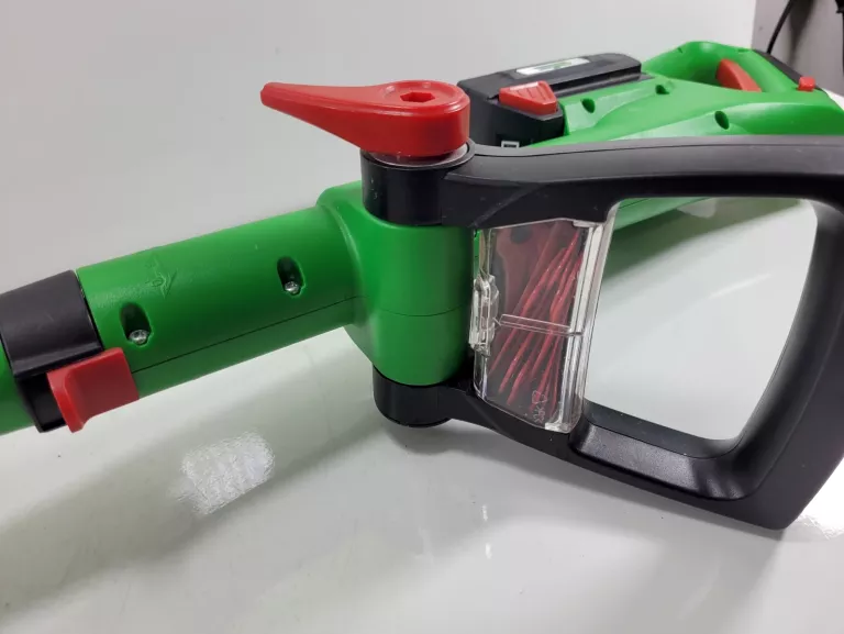 podkaszarka-akumulatorowa-florabest-fat-18-zasilanie-akumulatorowe