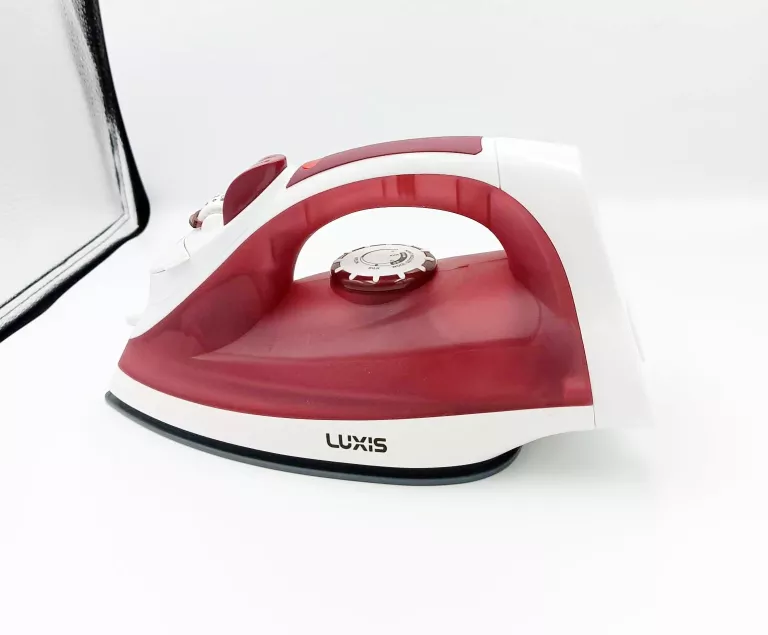 BEZPRZEWODOWE ŻELAZKO PAROWE LUXIS SW-2788B 2000W