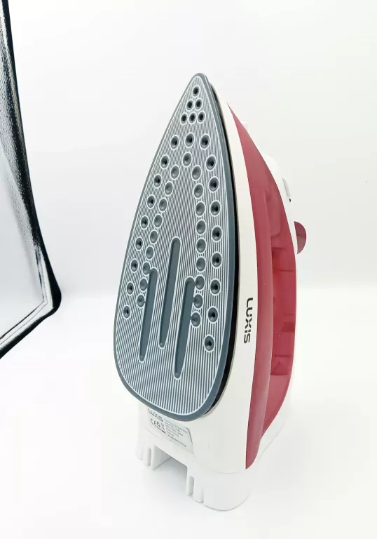 BEZPRZEWODOWE ŻELAZKO PAROWE LUXIS SW-2788B 2000W