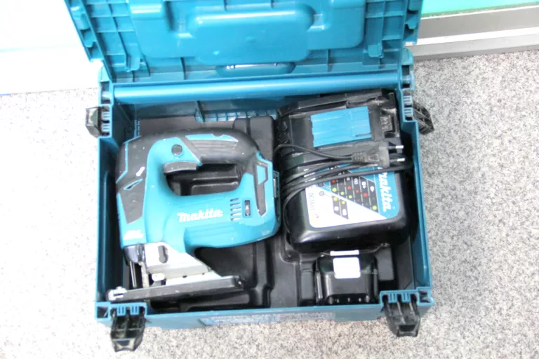 WYRZYNARKA MAKITA DJV182 + AKUMULATOR + ŁADOWARKA + WALIZKA