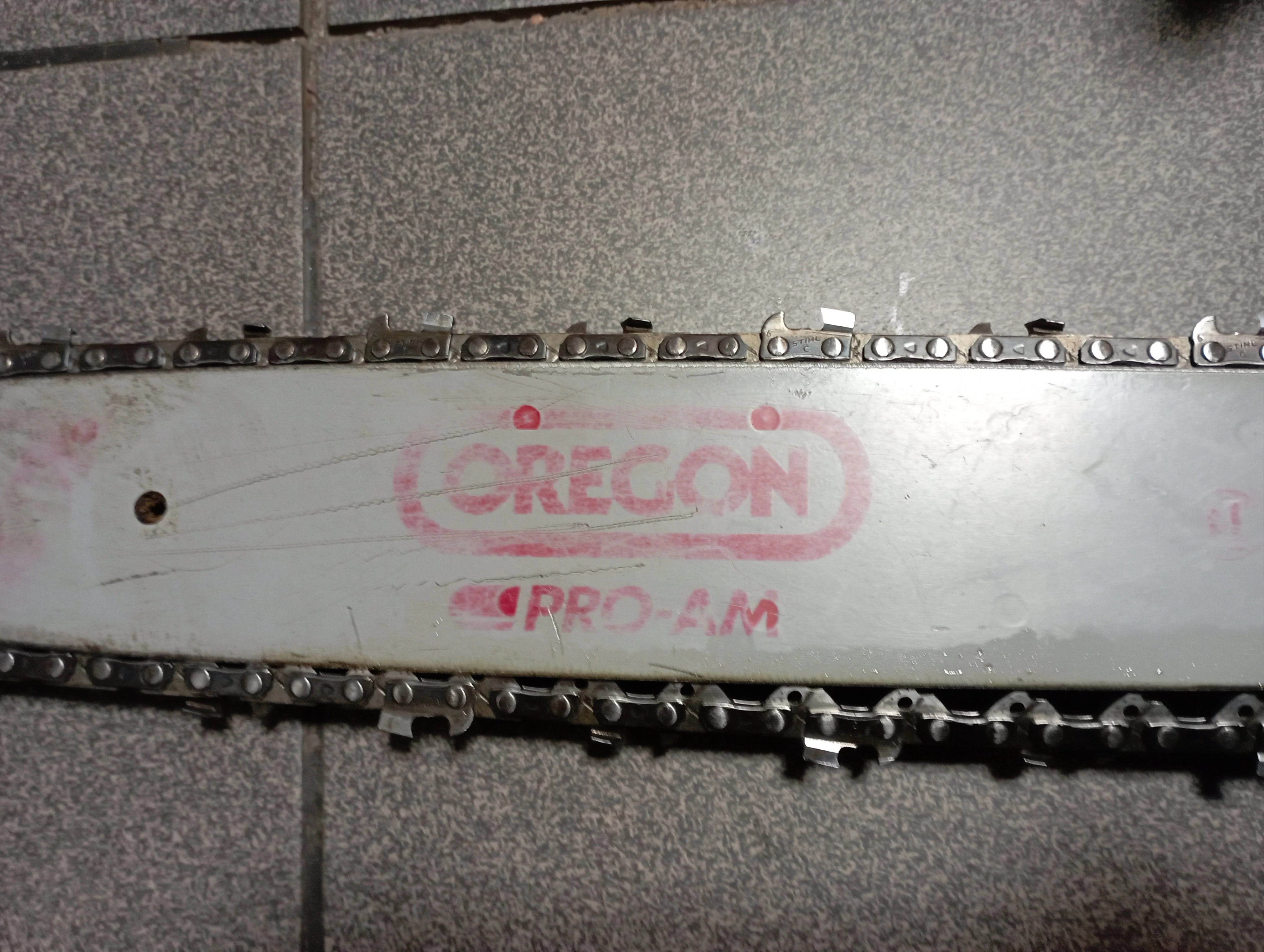 pila-spalinowa-husqvarna-136-bn-marka-husqvarna