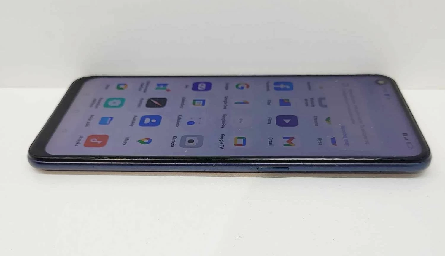 telefon-oppo-a53-typ-smartfon