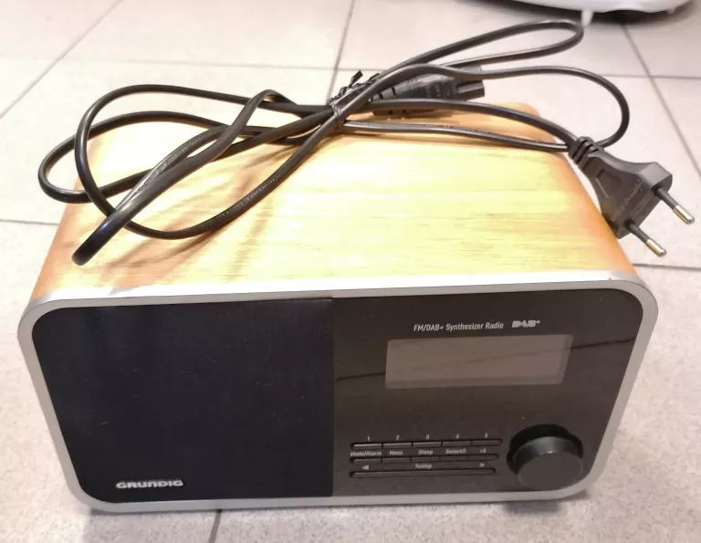 radio-kuchenne-grundig-tr2200-z-dabem-struga-2-lodz