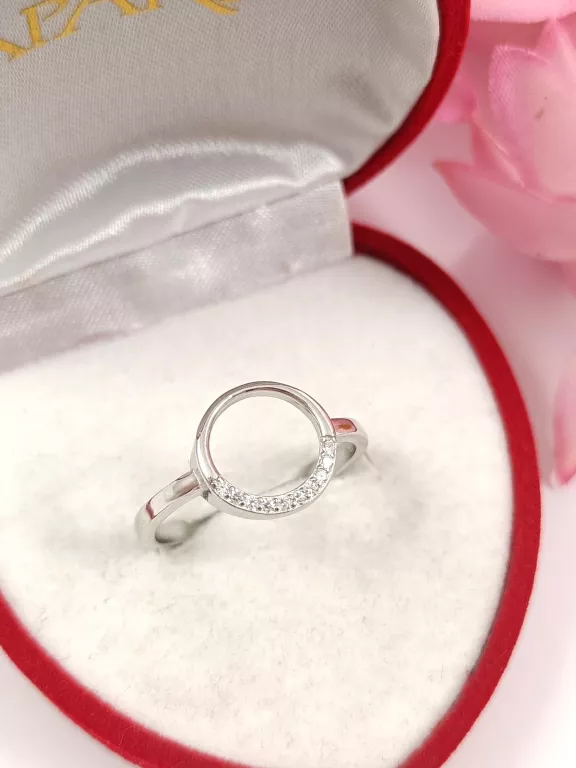 srebrny-pierscionek-925-kolo-cyrkonie-r23-stan-11323-238058