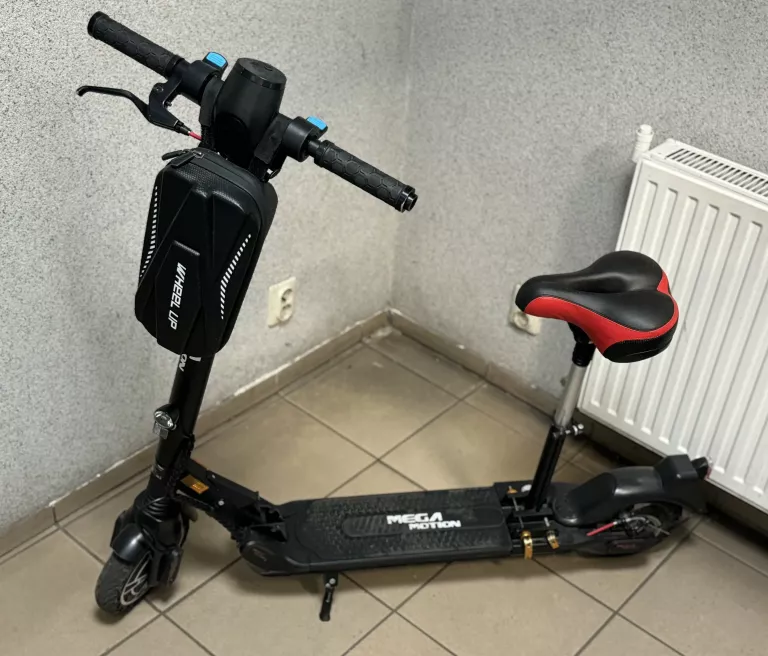 HULAJNOGA MEGA MOTION M5 ELECTRIC SCOOTER BLACK