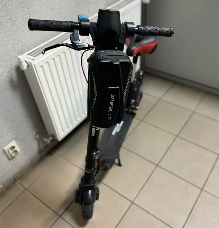 HULAJNOGA MEGA MOTION M5 ELECTRIC SCOOTER BLACK
