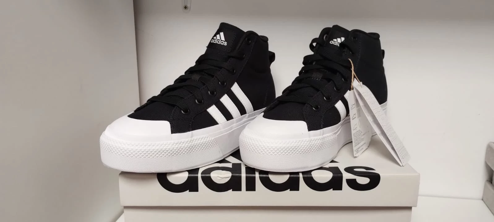 adidas Bravada 2.0 Mid Platform