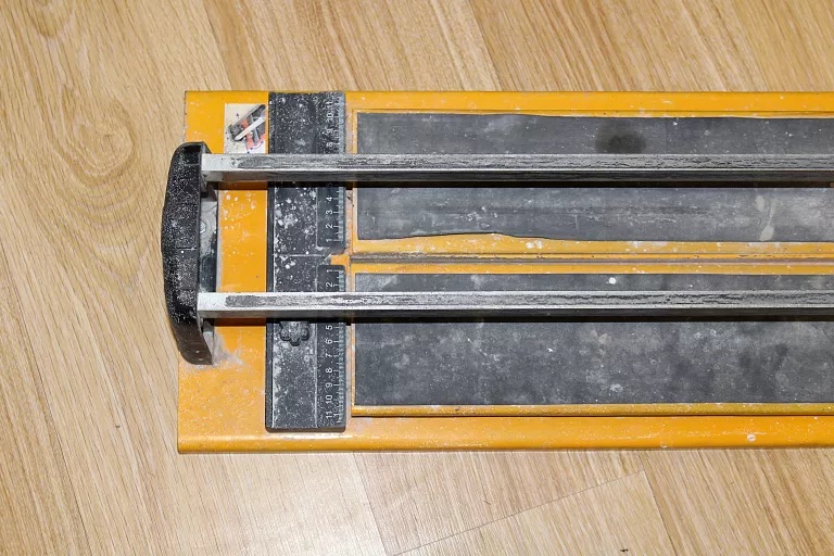 MASZYNKA DO CIĘCIA PŁYTEK WALMER MGŁR II 800