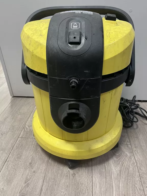 karcher-se-4002-pojemnosc-zbiornika-na-czysta-wode-4