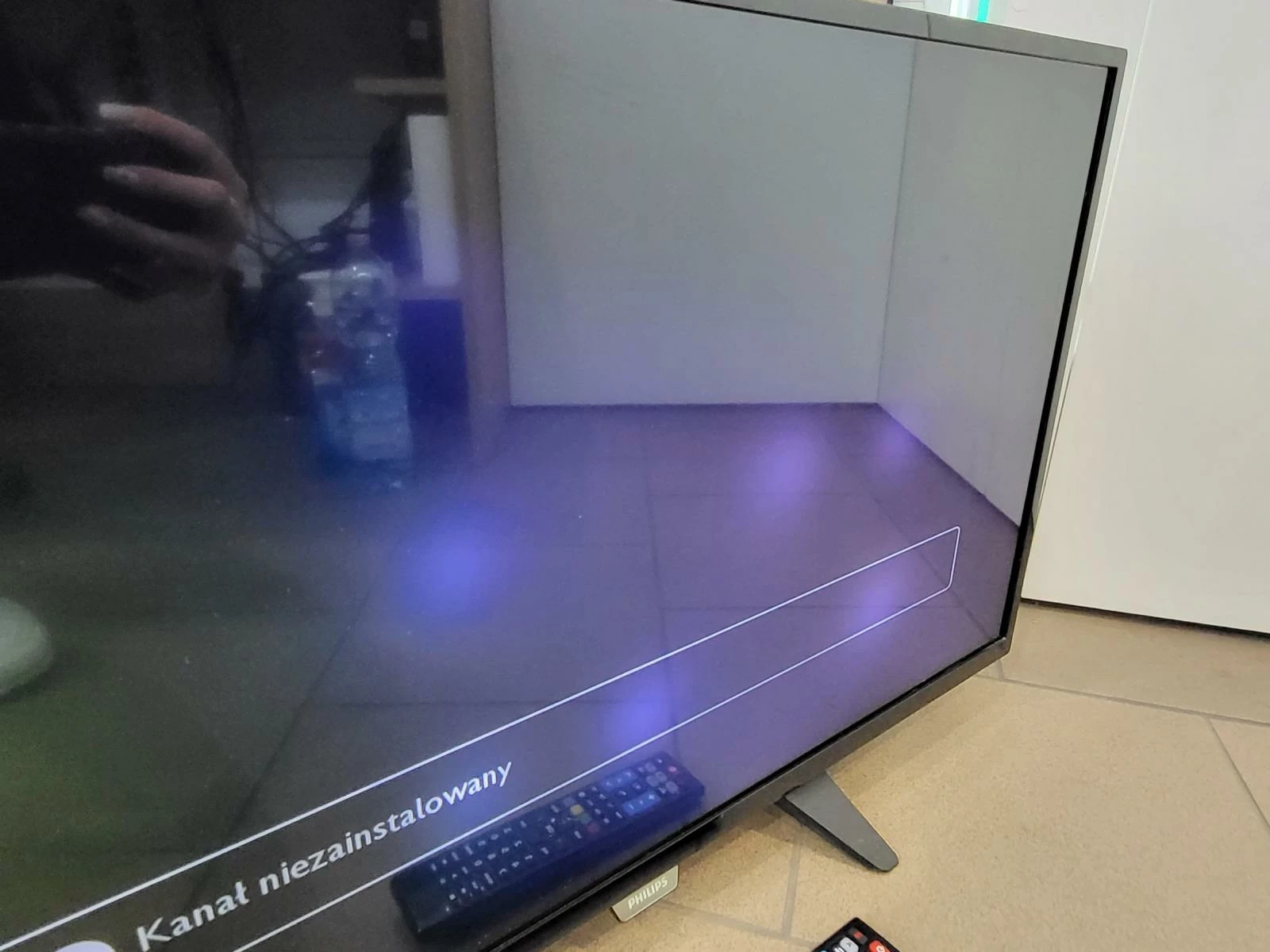 telewzior-philips-32phh4201-pilot-kabel-zasilajacy-przepalenia-matrycy-stan-uzywany