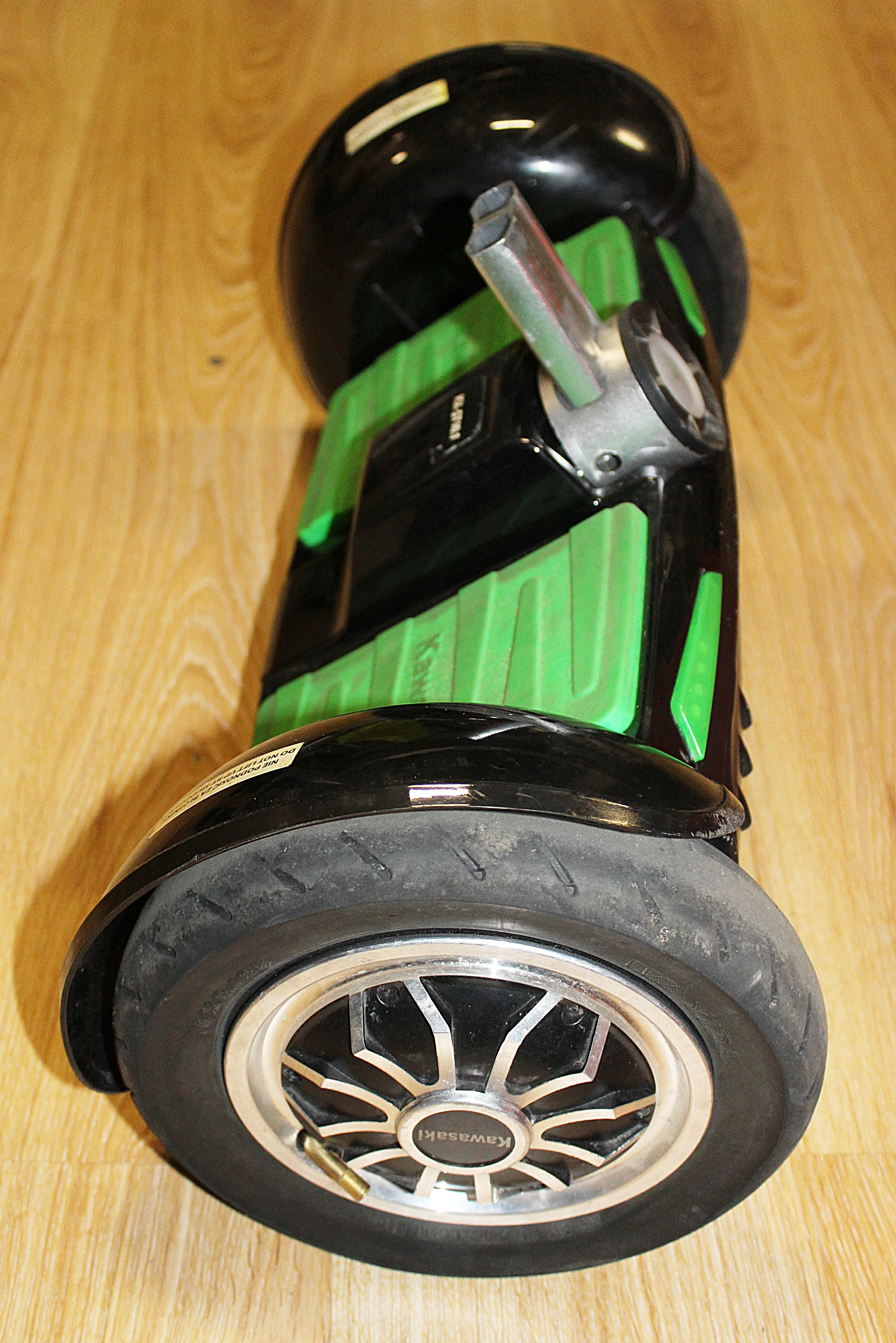 streetboard-kawasaki-kx-st101-deskorolka-elektryczna-model-kx-st101