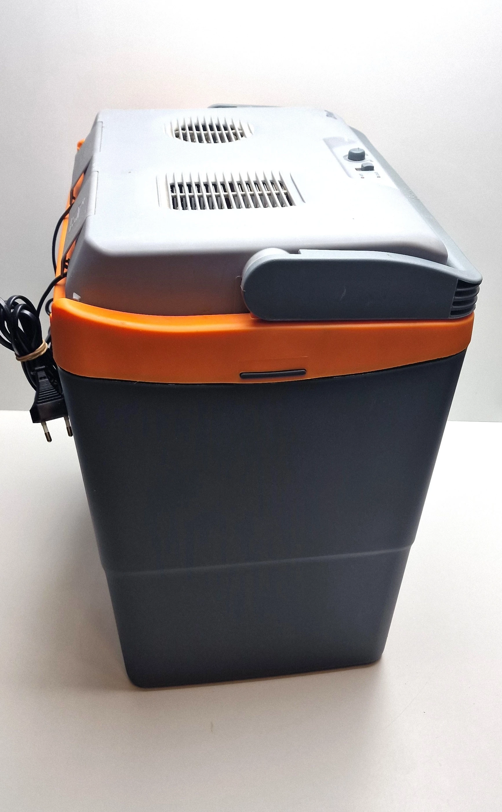 crivit-lodowka-turystyczna-cek-29-model-cek-29-b4