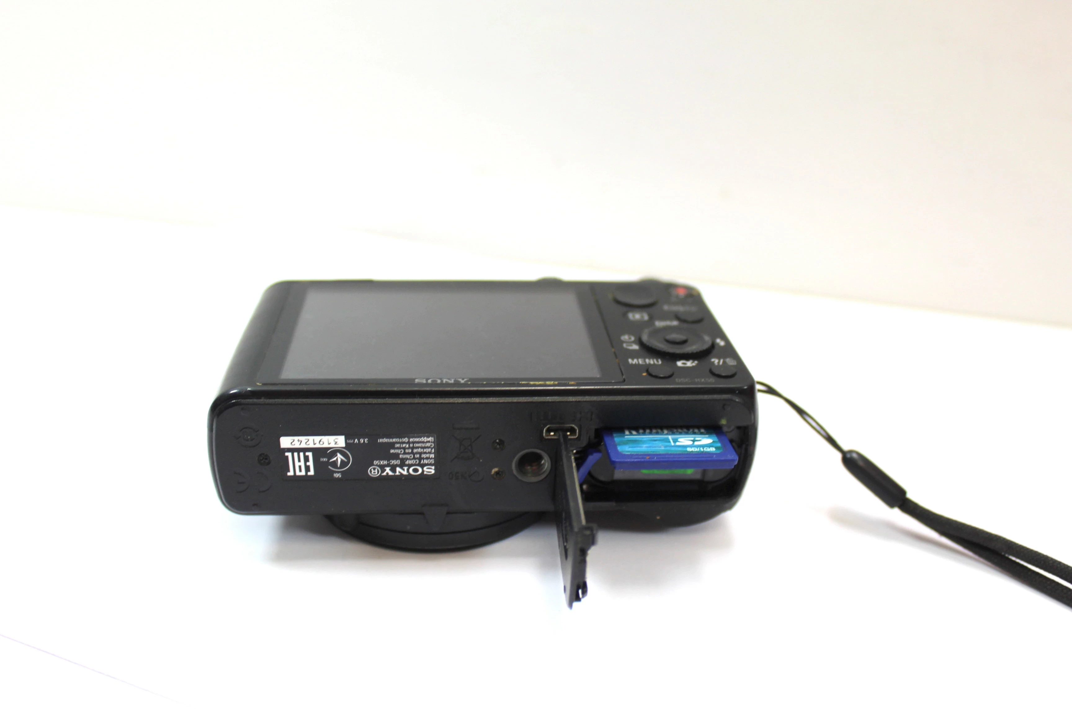 aparat-cyfrowy-sony-dsc-hx50-etui-stabilizacja-cyfrowa