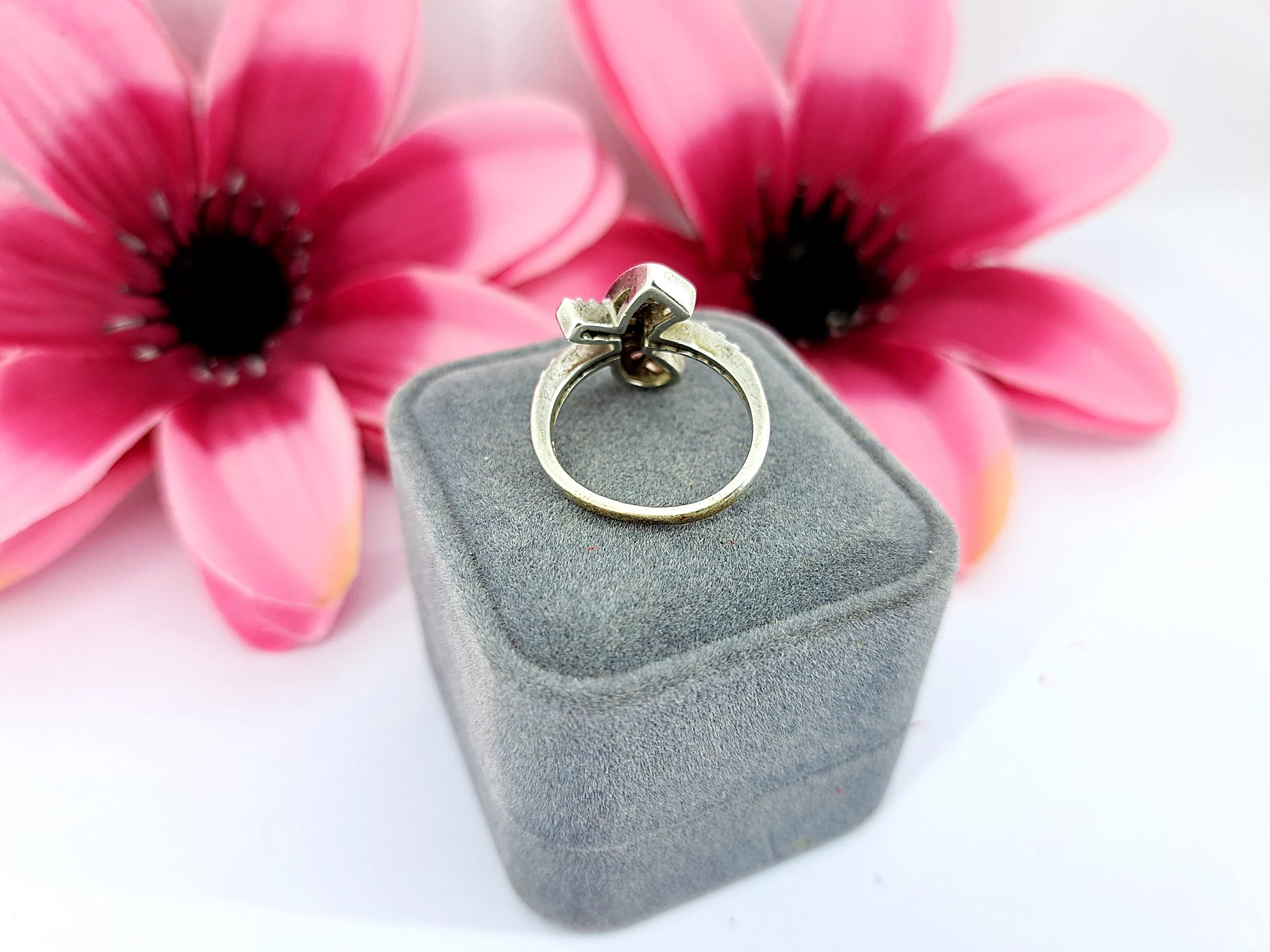 sliczny-srebrny-pierscionek-925-462g-ean-gtin-5900025506806