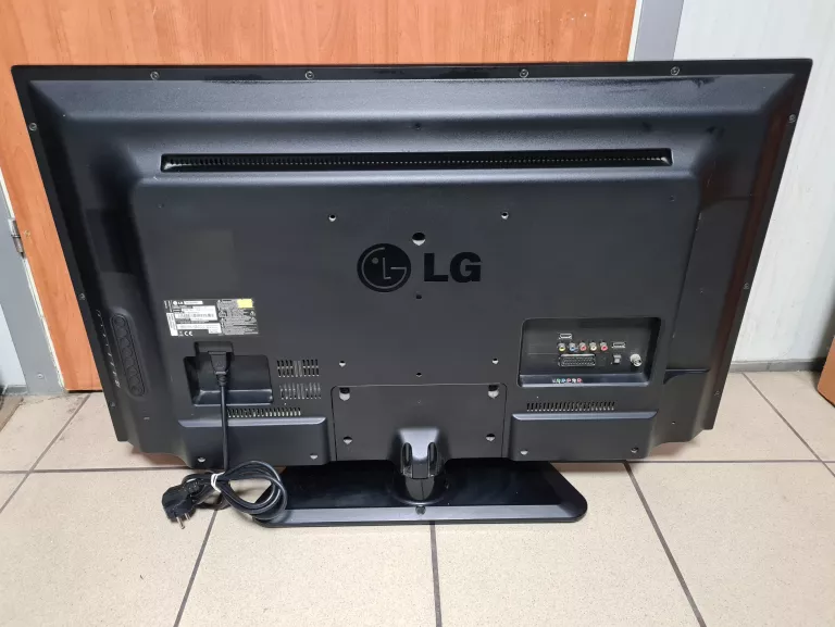 TELEWIZOR LG 39LN5400 + PILOT