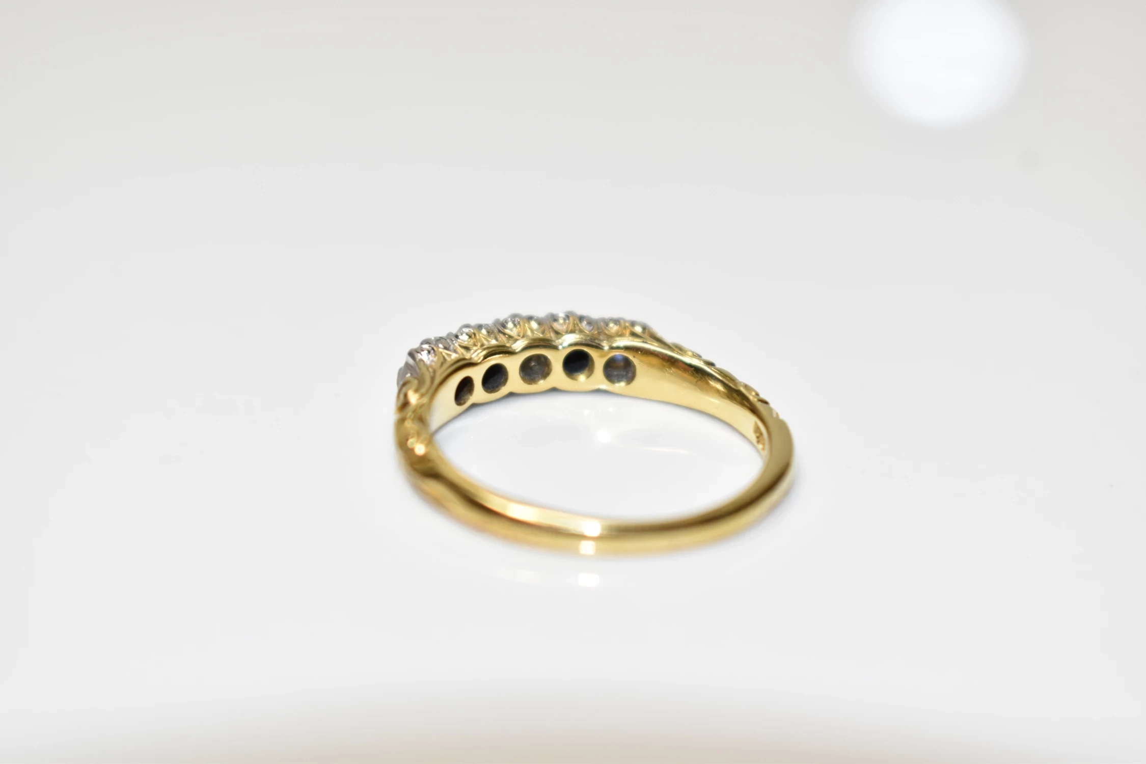 zloty-pierscionek-z-kamieniami-750-353g-r13-1x-diament-2x-szafir-rozmiarsrednica-wew-mm-372-10