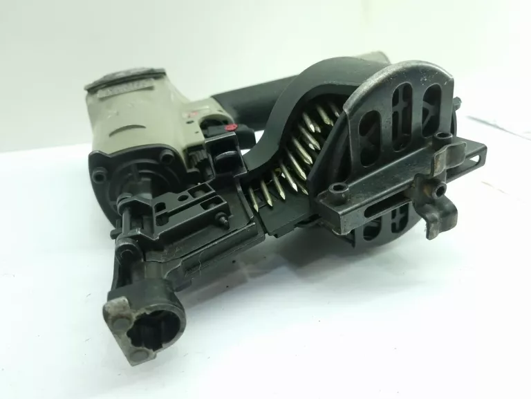 PORTER CABLE ROOFING NAILER MODEL RN175A