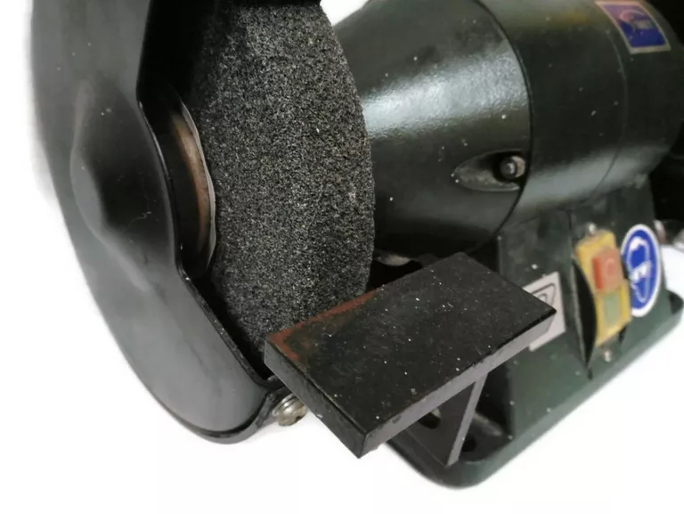 szlifierka-dwutarczowa-stolowa-es-150-moc-25000