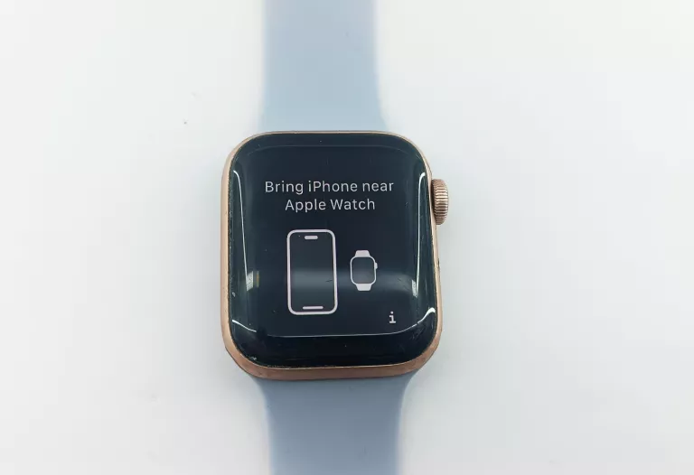 SMARTWATCH APPLE WATCH SE GPS + CELLULAR 40MM ZŁOTY