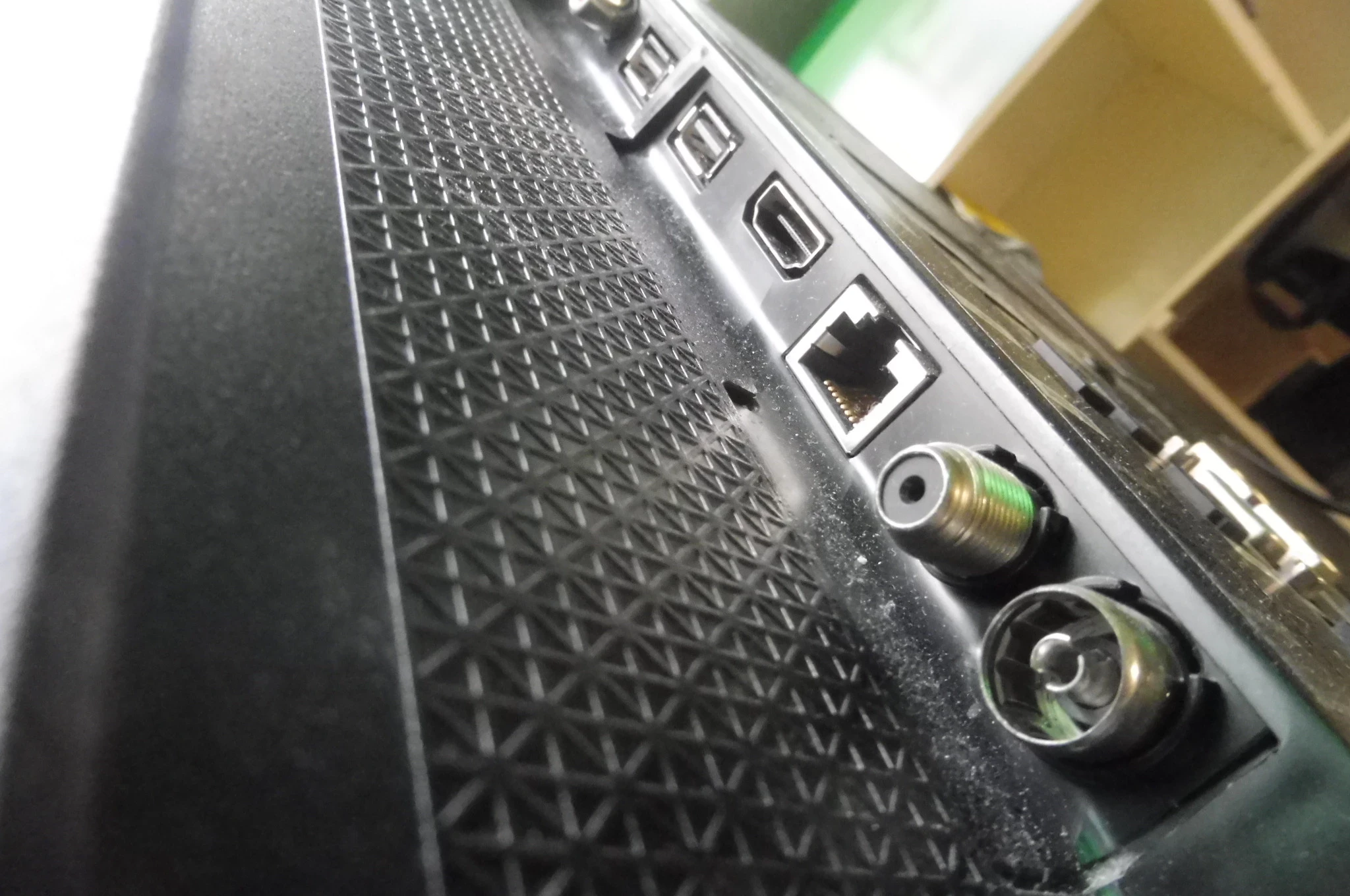 tv-samsung-hg32ed690db-hotelowy-kod-producenta-hg32ee690dbxen