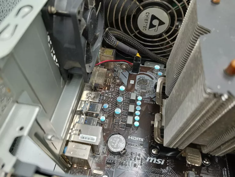 KOMPUTER STACJONARNY RYZEN 5 4500 24GB SSD 128GB 500GB RTX 4060 8GB