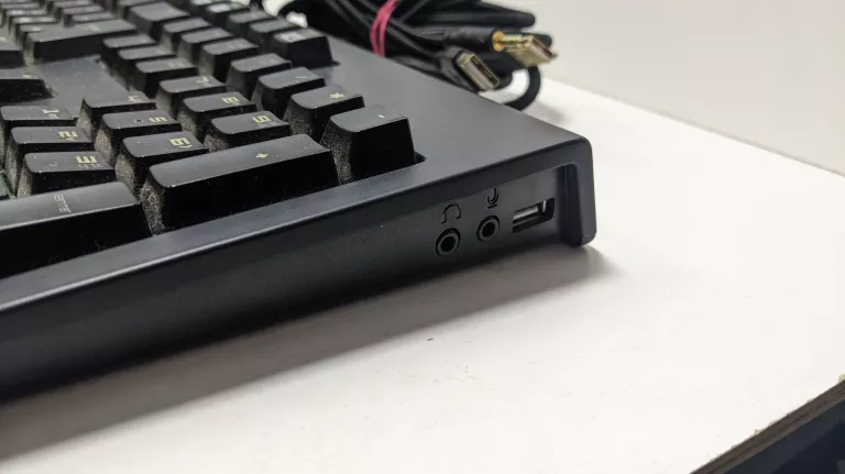 KLAWIATURA RAZER BLACKWIDOW ULTIMATE 2014 *OPIS*