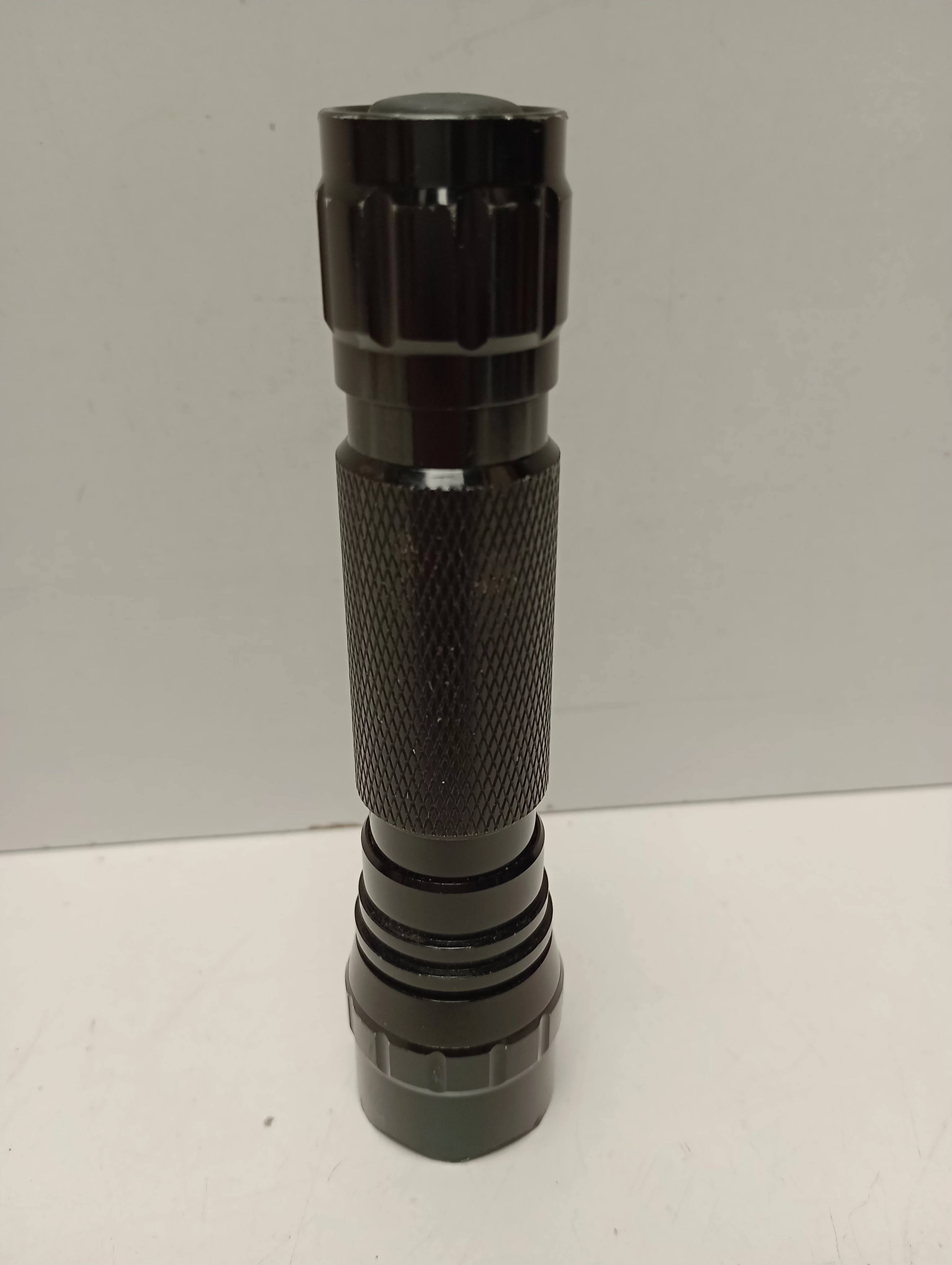 latarka-ultrafire-wf-501b-xm-l-t6-l2-v6-g3-led-stan-uzywany