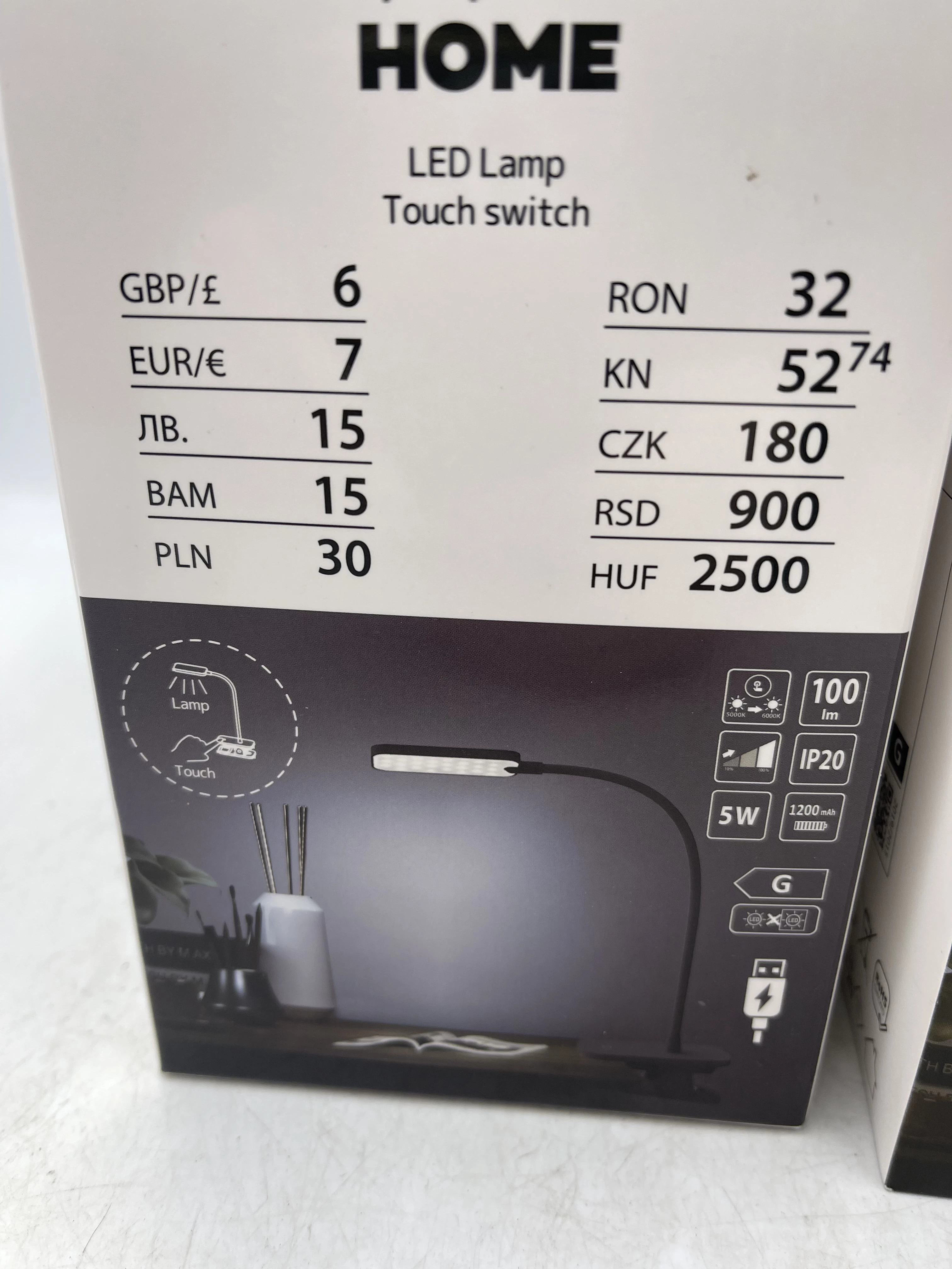 lampka-biurkowa-led-usb-pepco-home-czarnabiala-dlugoscwysokosc-1