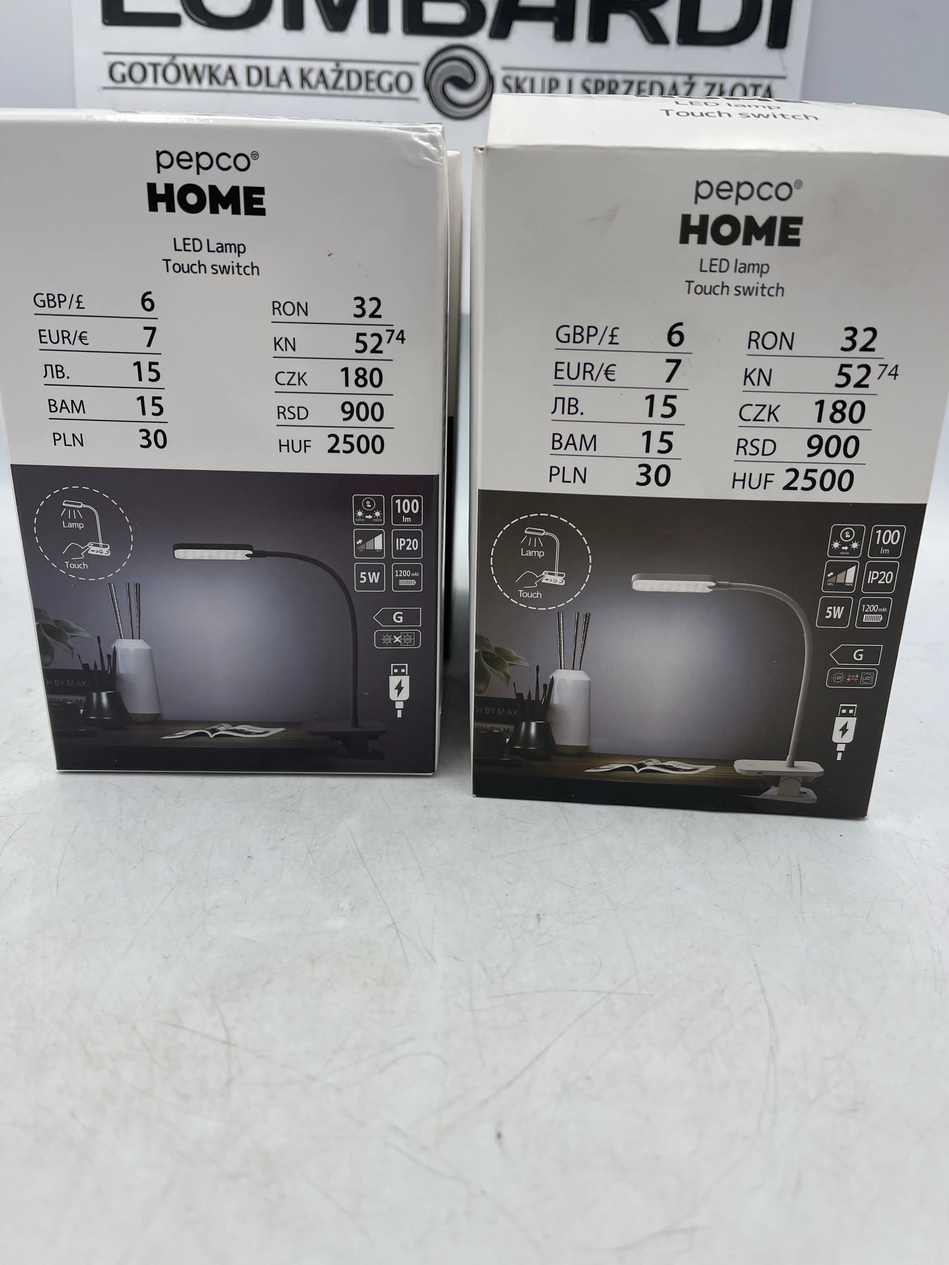 lampka-biurkowa-led-usb-pepco-home-czarnabiala-wroclawska-16-bytom