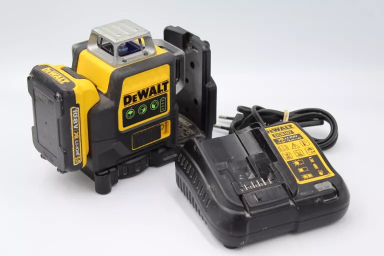 ZIELONY LASER KRZYŻOWY DEWALT DCE089G 3-WIĄZKOWY 360° ZASIĘG 30M