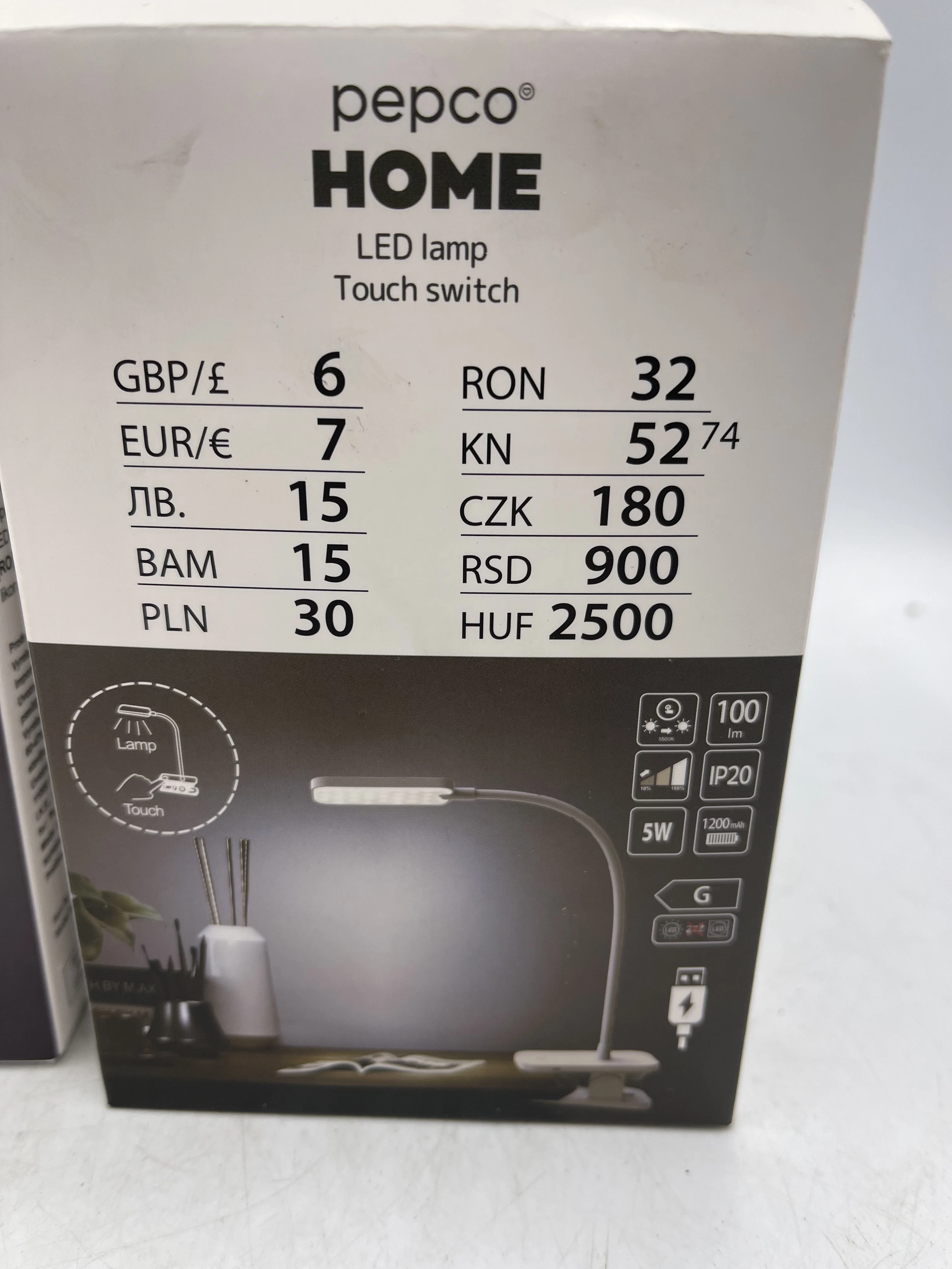 lampka-biurkowa-led-usb-pepco-home-czarnabiala-kolor-bialy